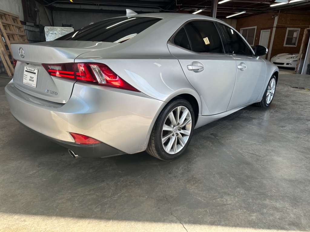 2015 Lexus IS 250 photo