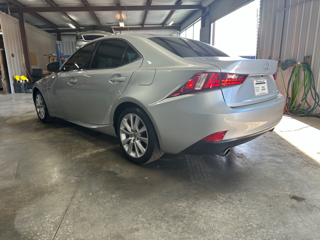2015 Lexus IS 250 photo