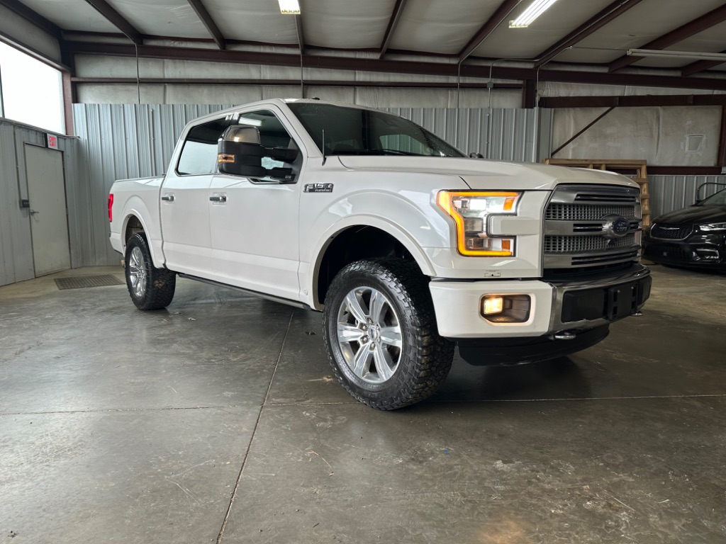 2015 Ford F150 Platinum photo