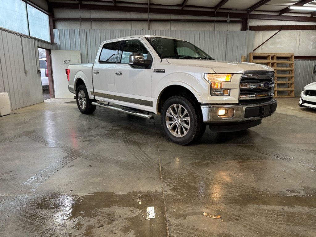 2015 Ford F150 Lariat photo