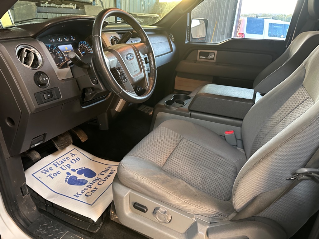 2011 Ford F-150 XL photo