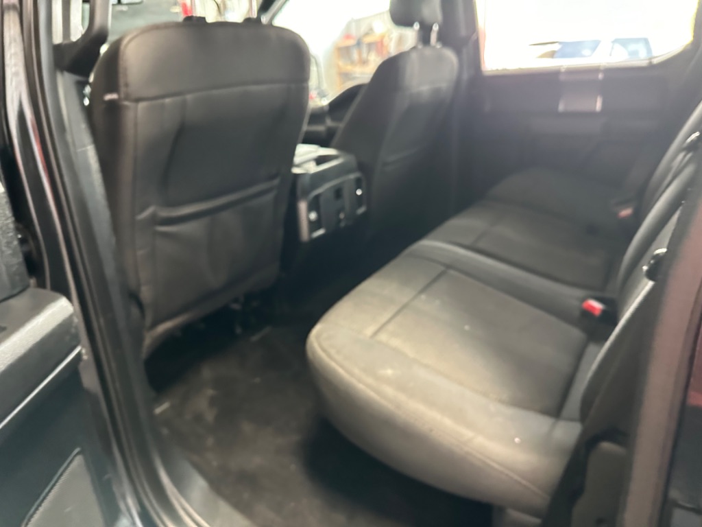 2015 Ford F150 XLT photo