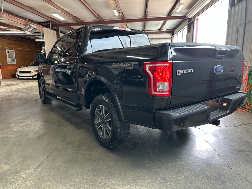 2015 Ford F150 XLT photo