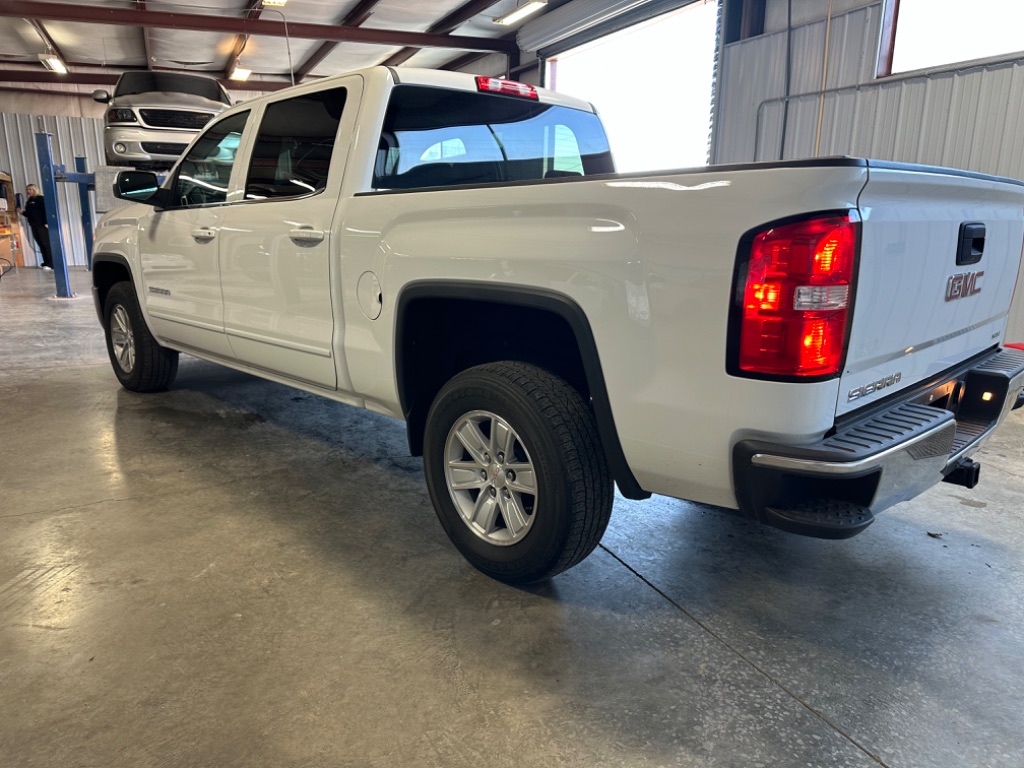 2015 GMC Sierra 1500 SLE photo