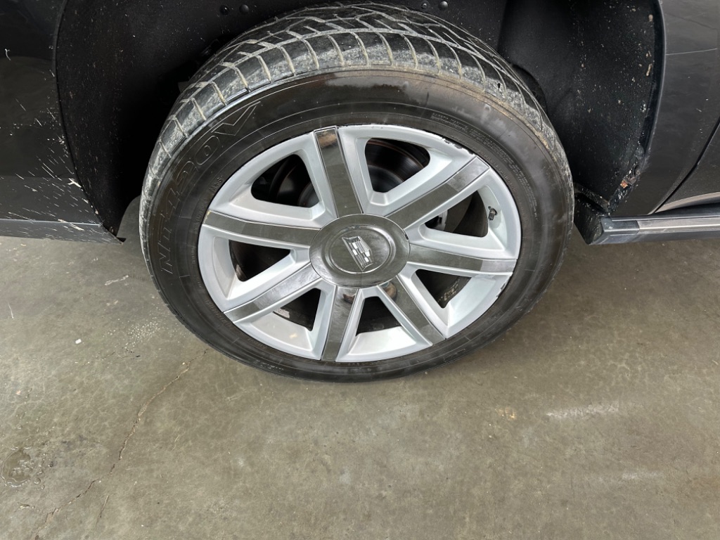 2015 Cadillac Escalade - $17,500