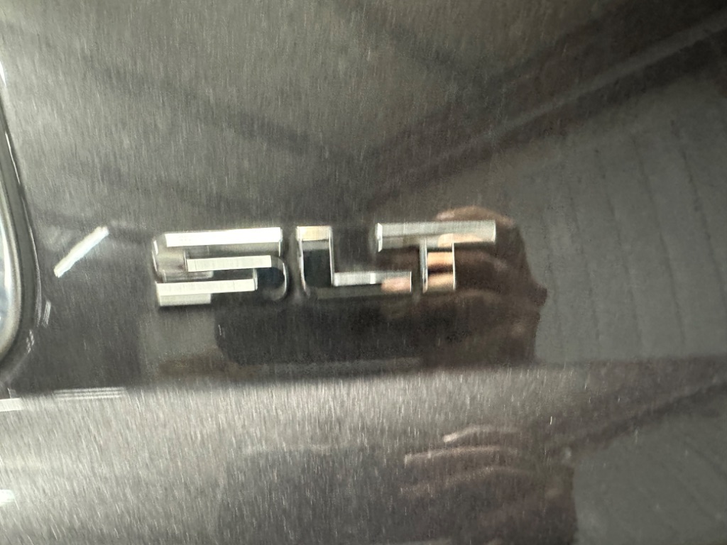 2015 GMC Yukon XL SLT 1500 photo