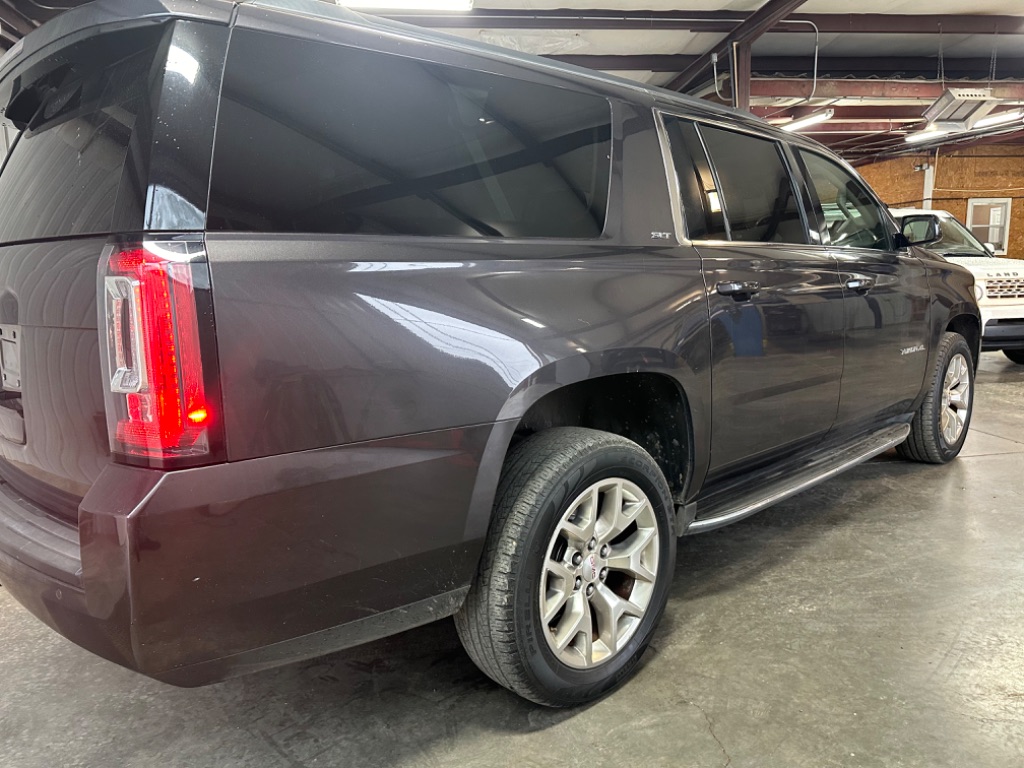 2015 GMC Yukon XL SLT 1500 photo