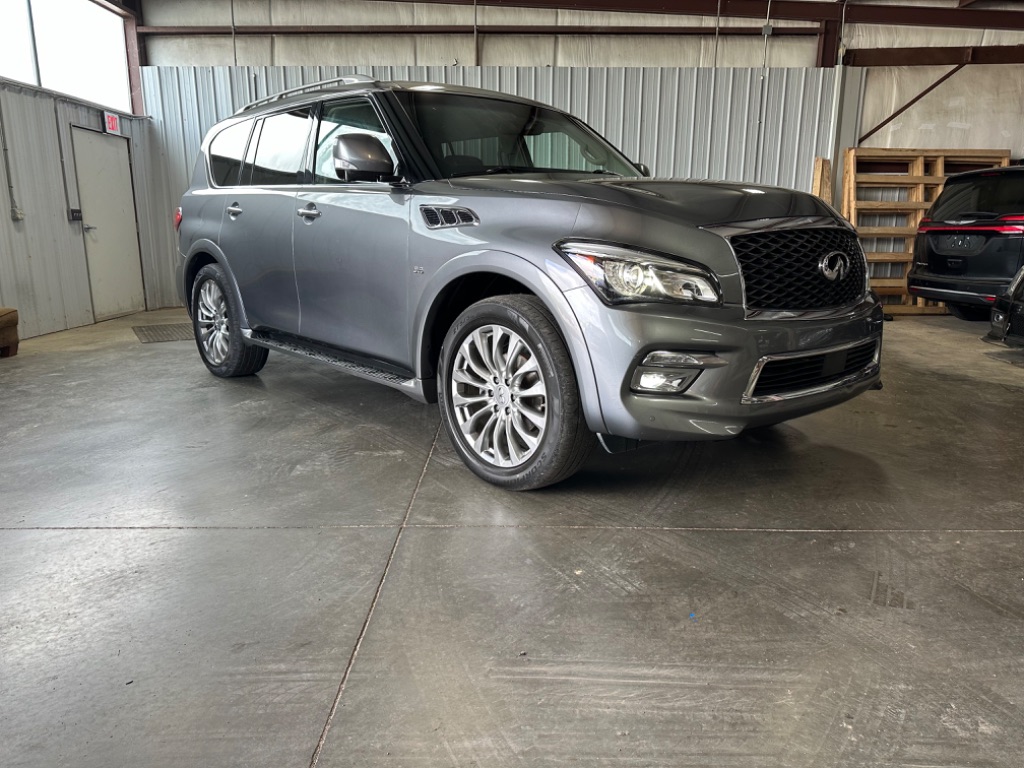 2016 Infiniti QX80 photo