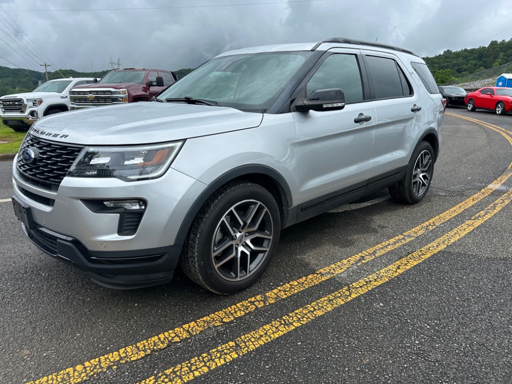 2019 Ford Explorer Sport photo