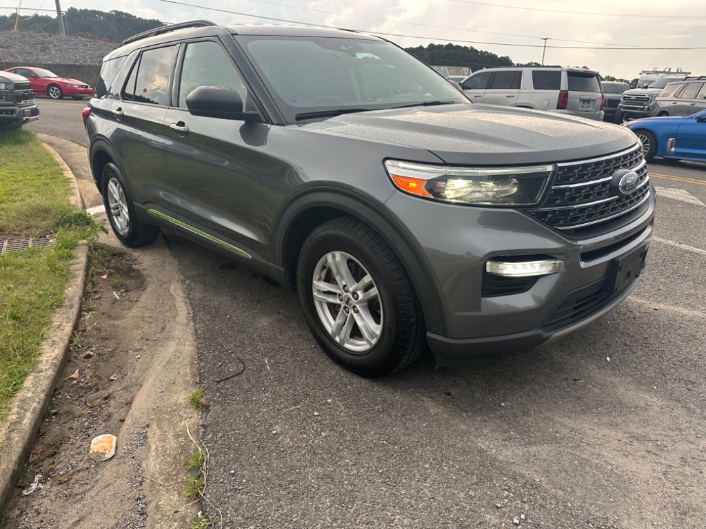 2021 Ford Explorer - $22,500