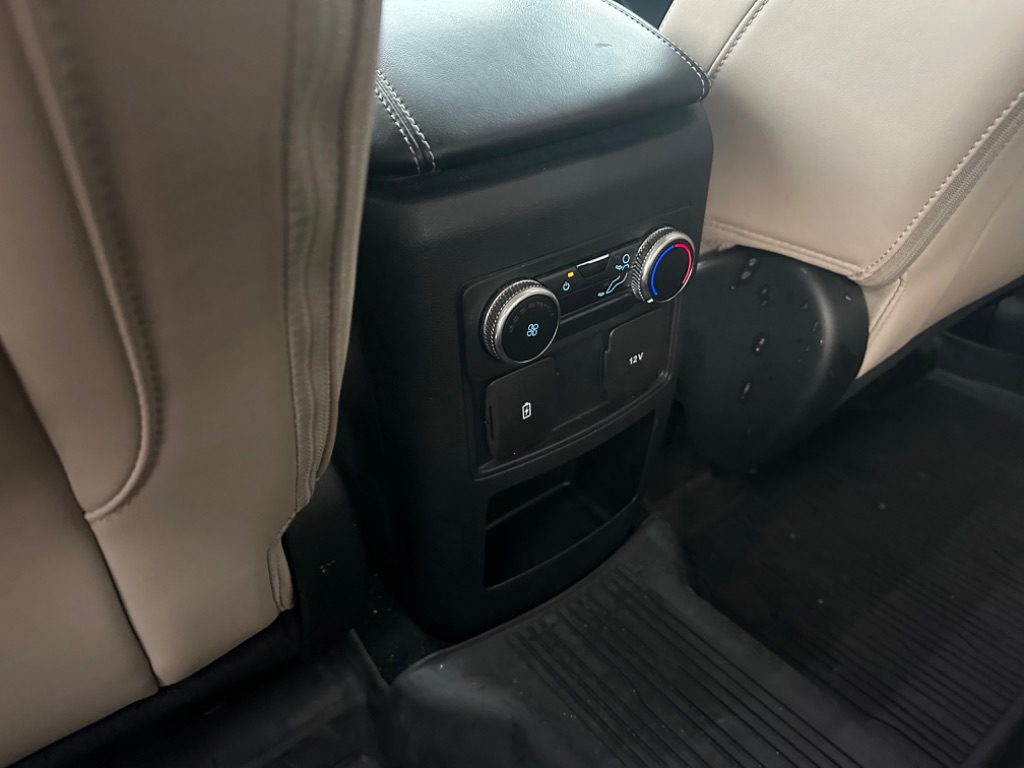 2021 Ford Explorer - $22,500