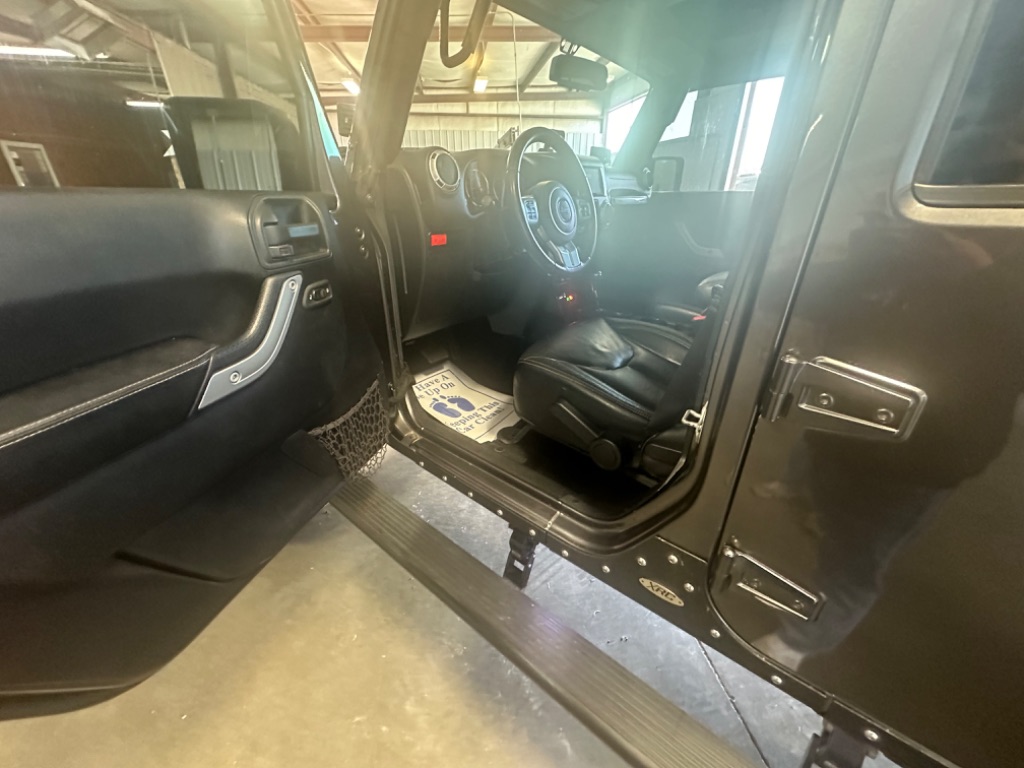 2016 Jeep Wrangler Unlimited Rubicon photo