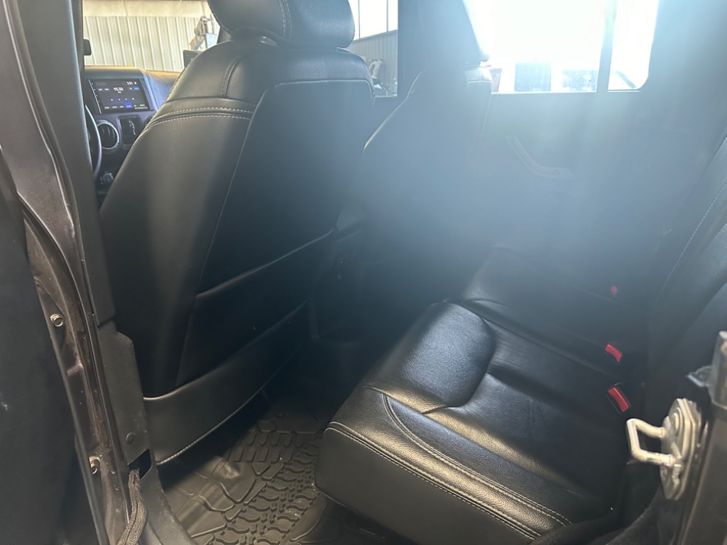 2016 Jeep Wrangler Unlimited Rubicon photo