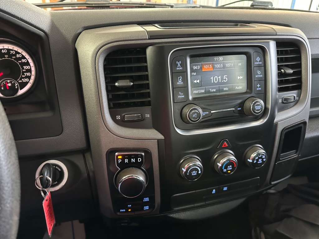 2017 RAM 1500 Tradesman photo