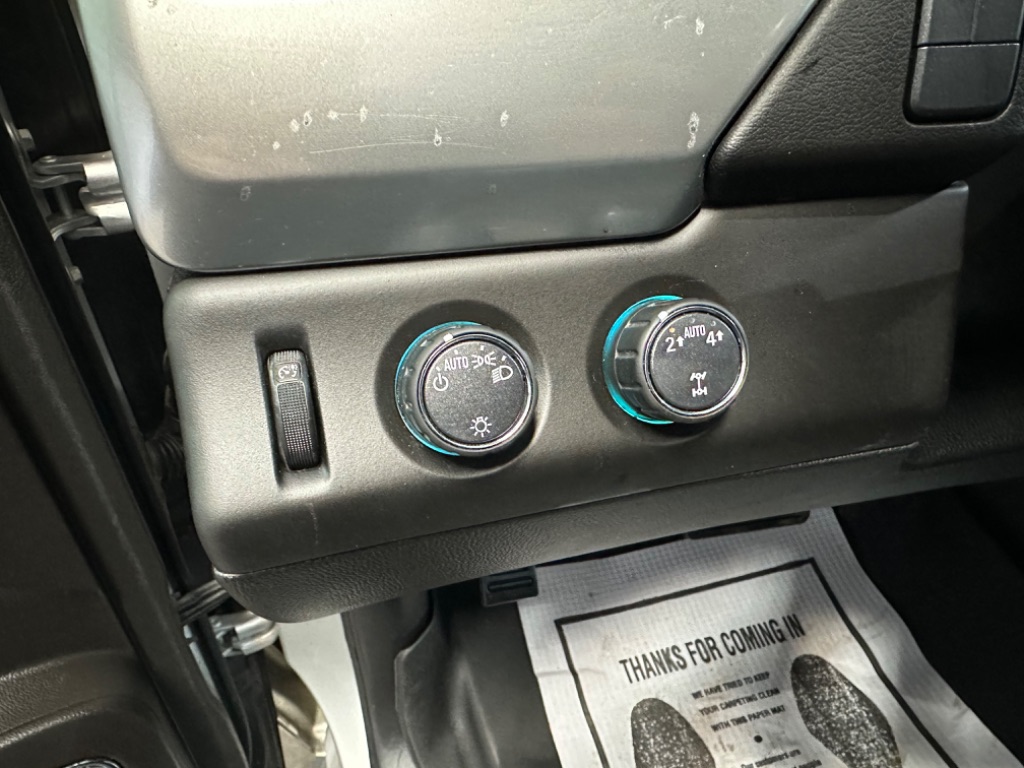 2017 Chevrolet Tahoe LS photo