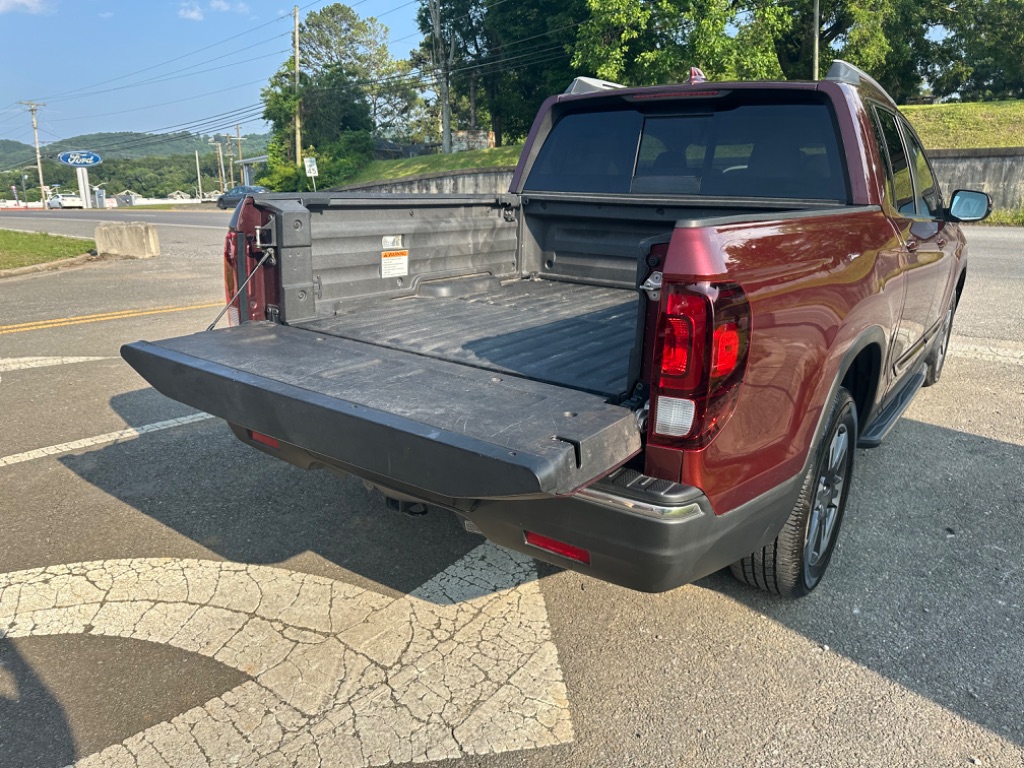 2019 Honda Ridgeline RTL photo