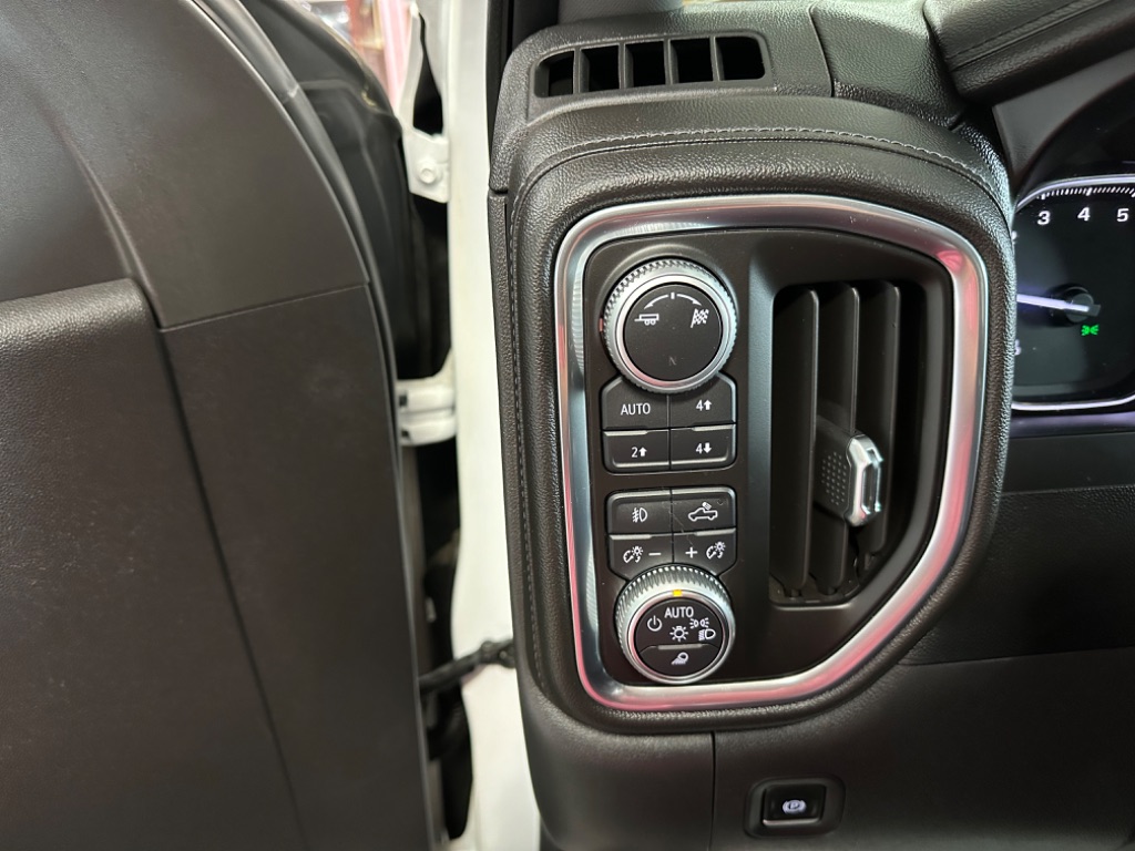 2019 GMC Sierra 1500 SLT photo