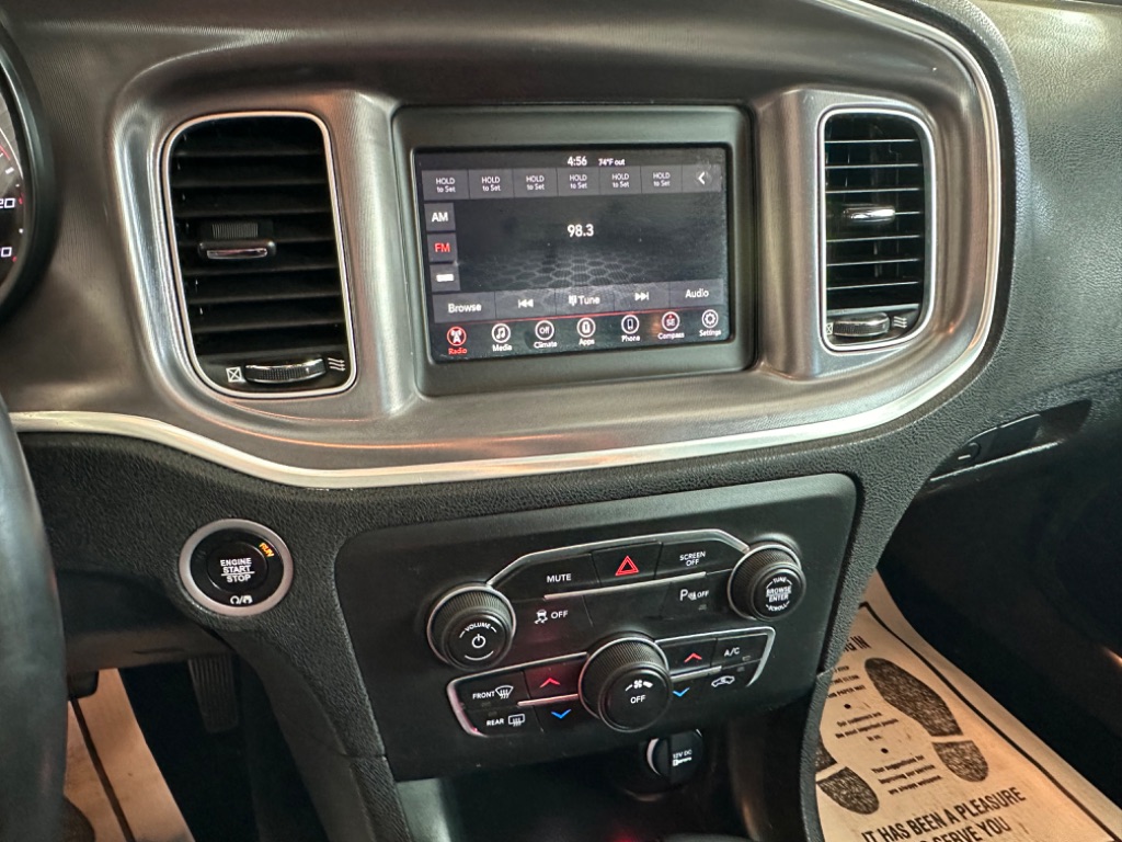 2019 Dodge Charger SXT photo