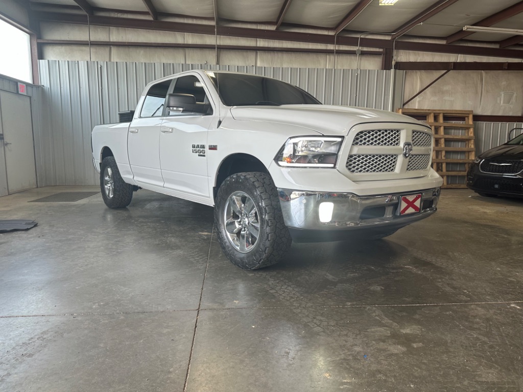 2019 RAM 1500 DS SLT photo
