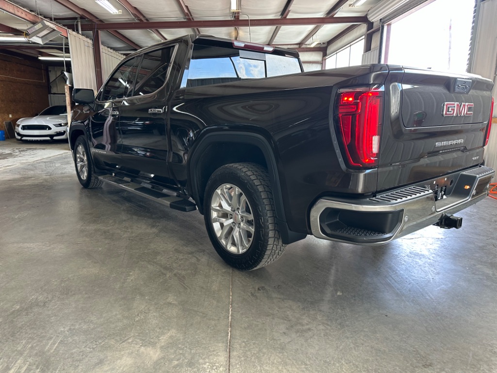 2019 GMC Sierra 1500 SLT photo