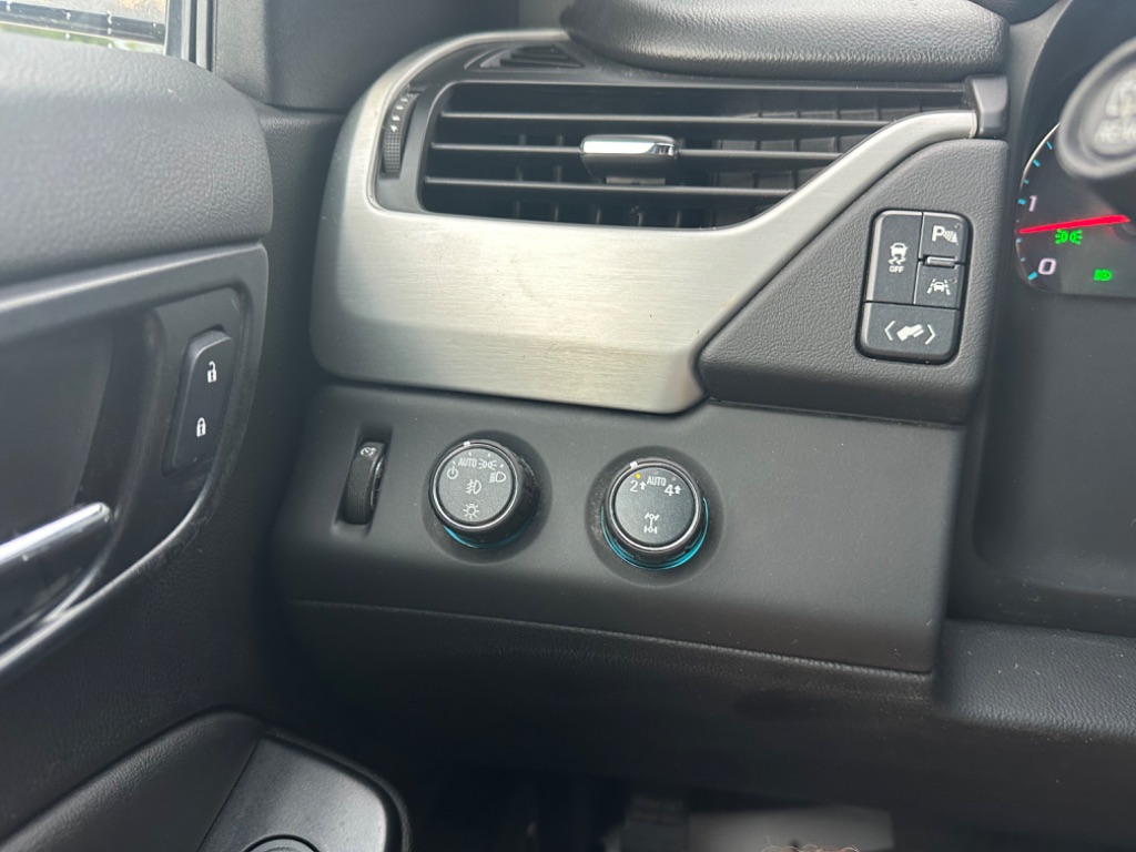 2020 GMC Yukon - $28,400
