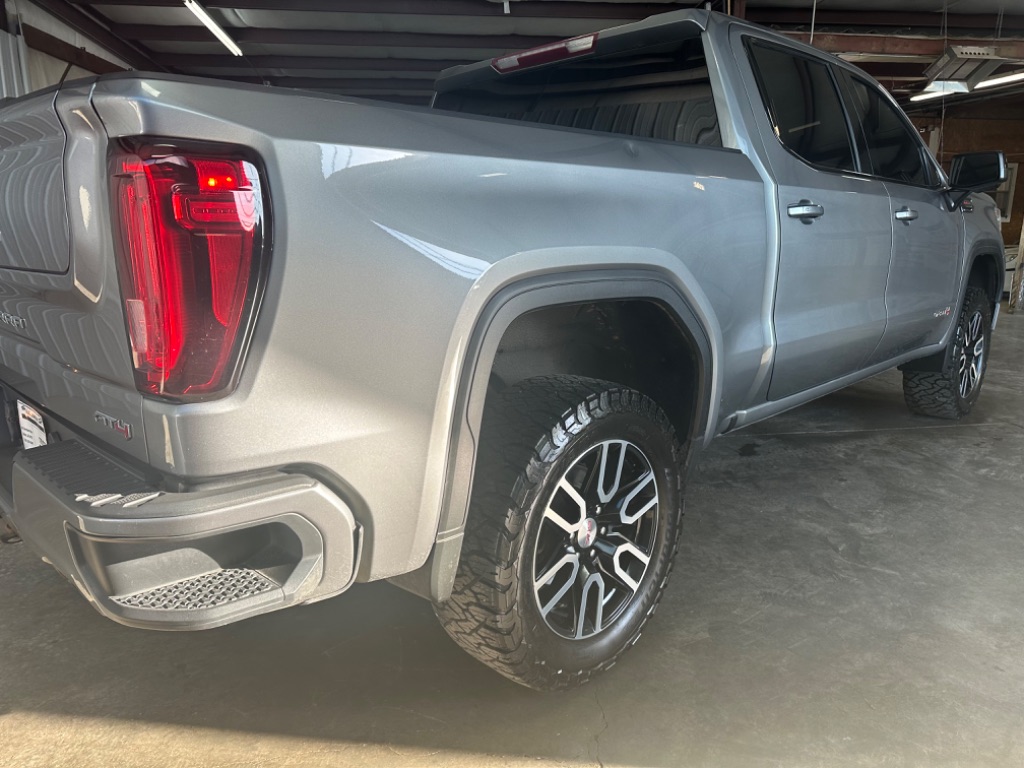 2021 GMC Sierra 1500 AT4 photo
