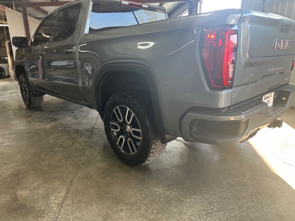 2021 GMC Sierra 1500 AT4 photo