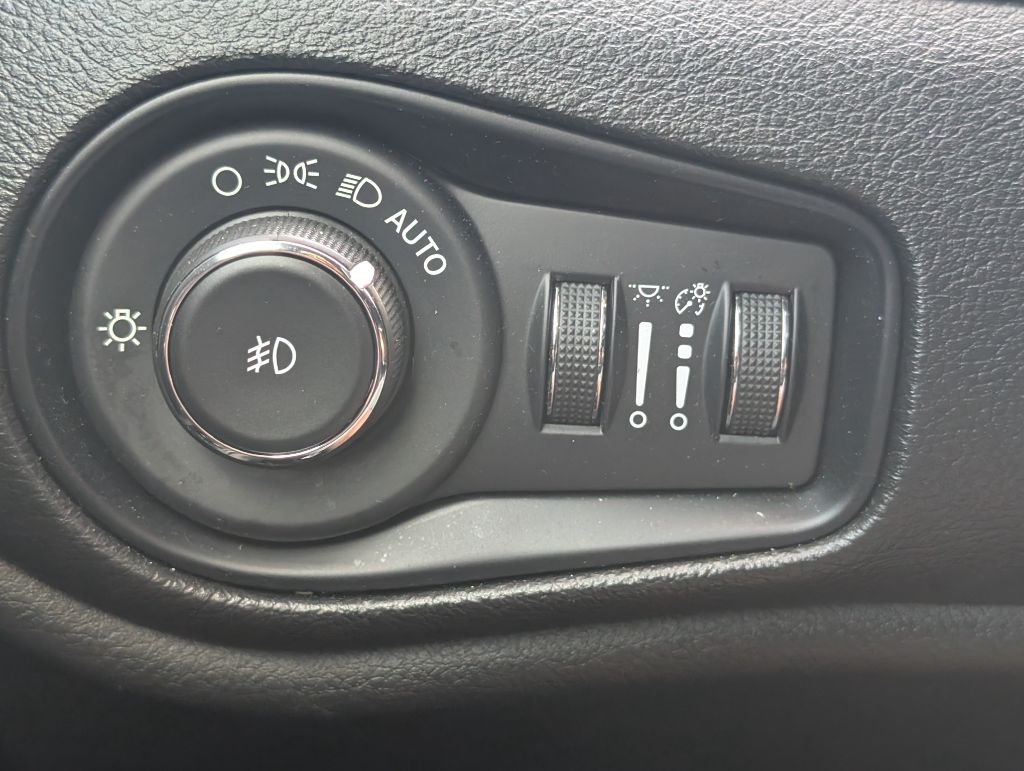 2022 Jeep Renegade - $14,800
