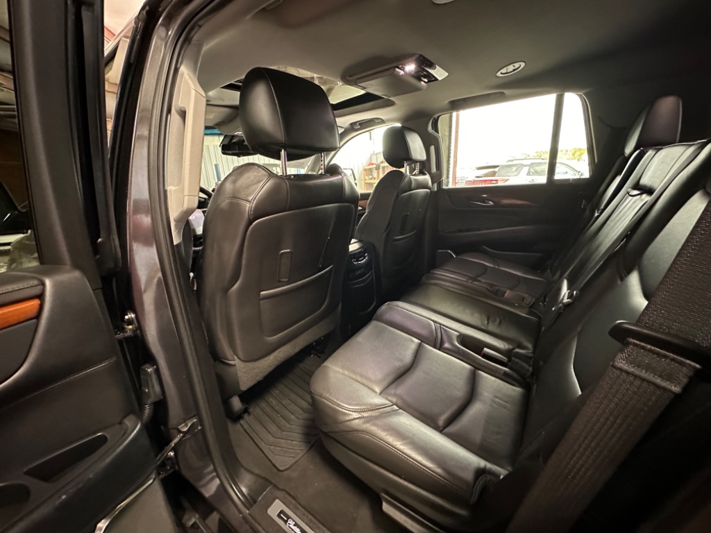 2018 Cadillac Escalade Premium photo