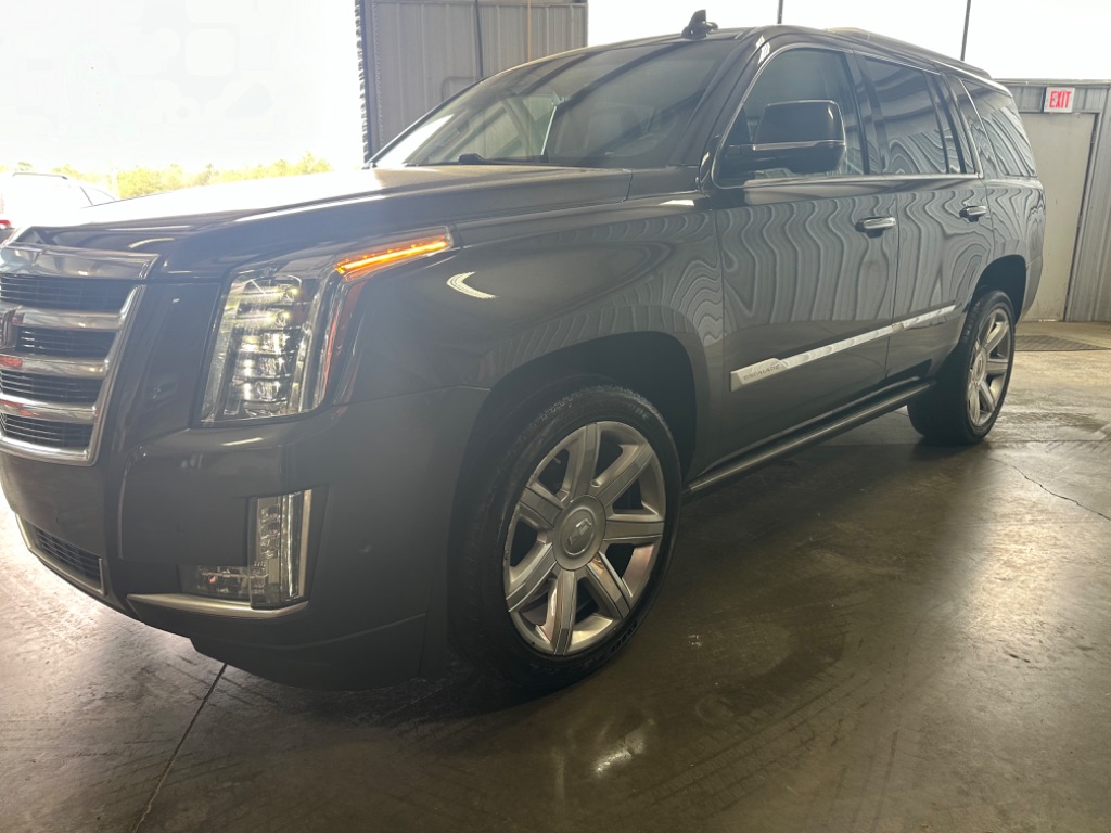 2018 Cadillac Escalade Premium photo