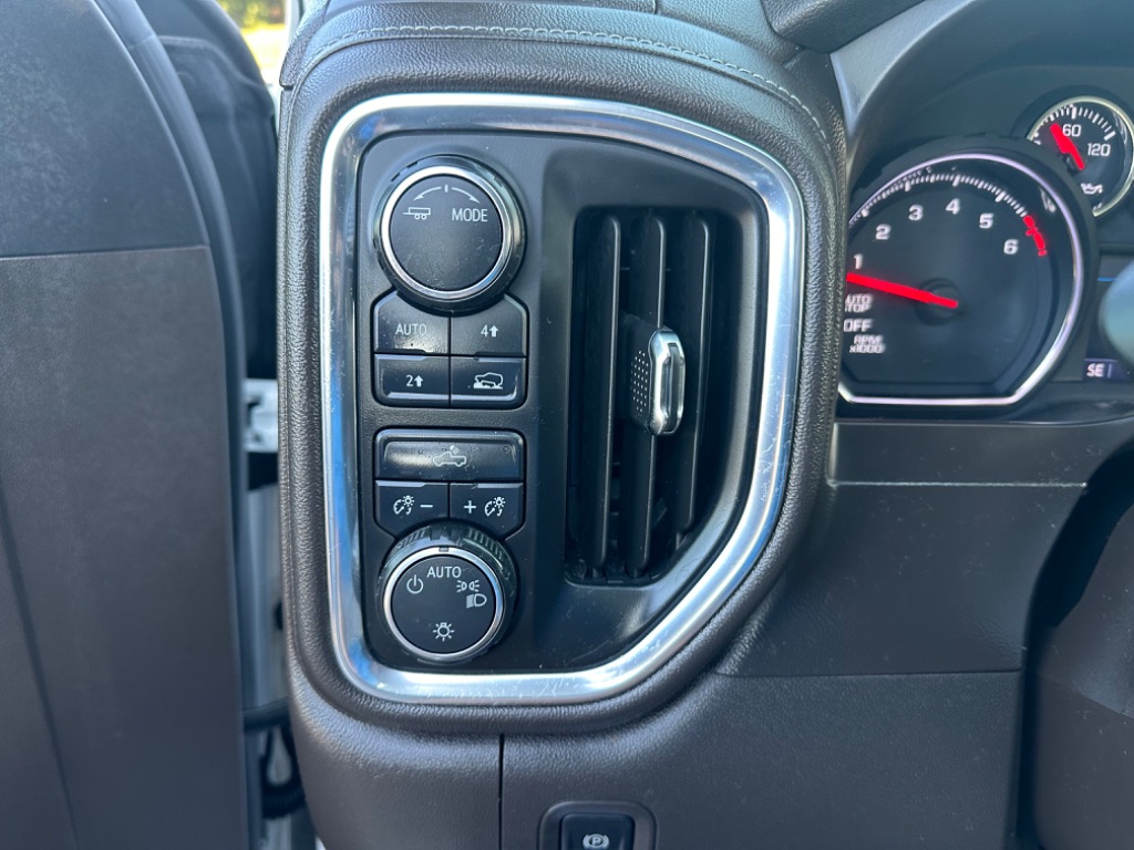 2020 Chevrolet Silverado 1500 - $22,500