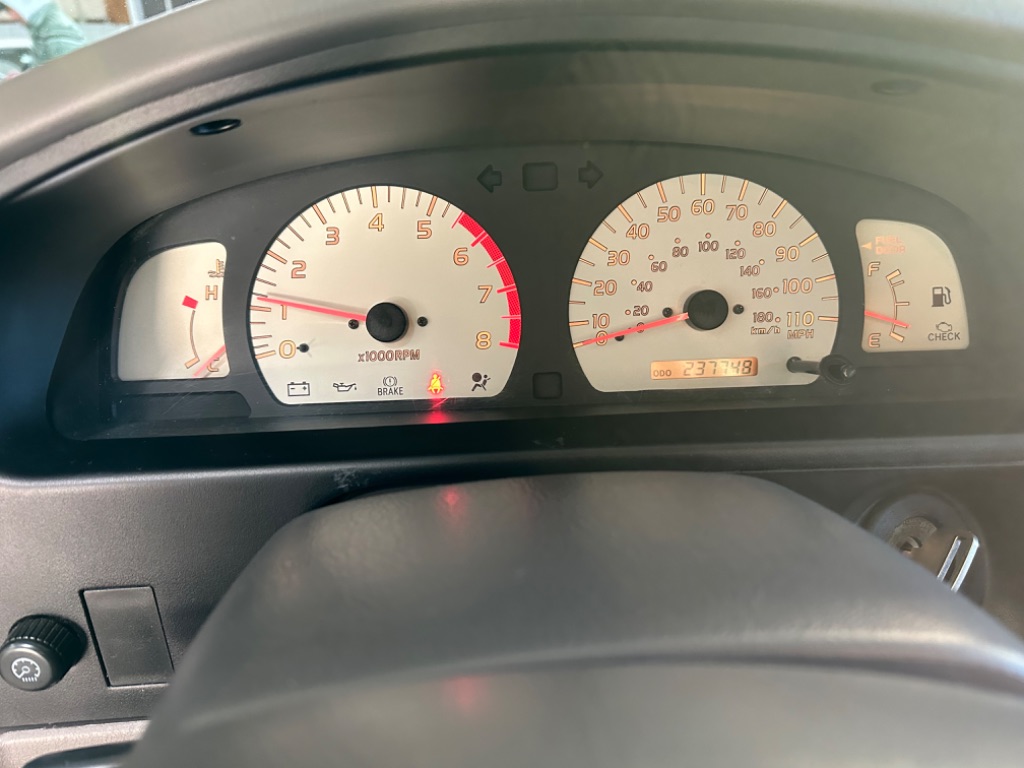 2004 Toyota Tacoma PreRunner V6 photo