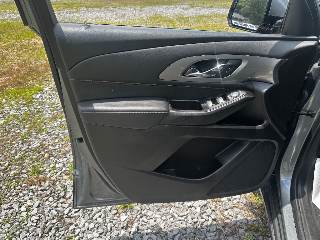 2019 Chevrolet Traverse - $18,500