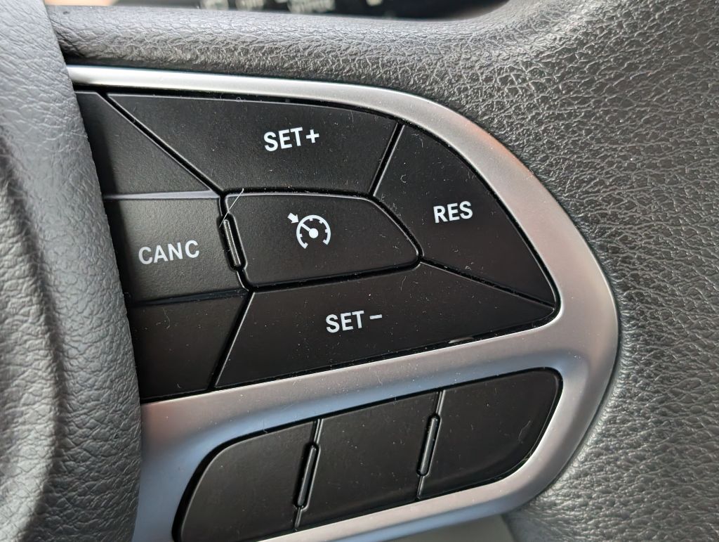 2018 Chrysler Pacifica - $12,800