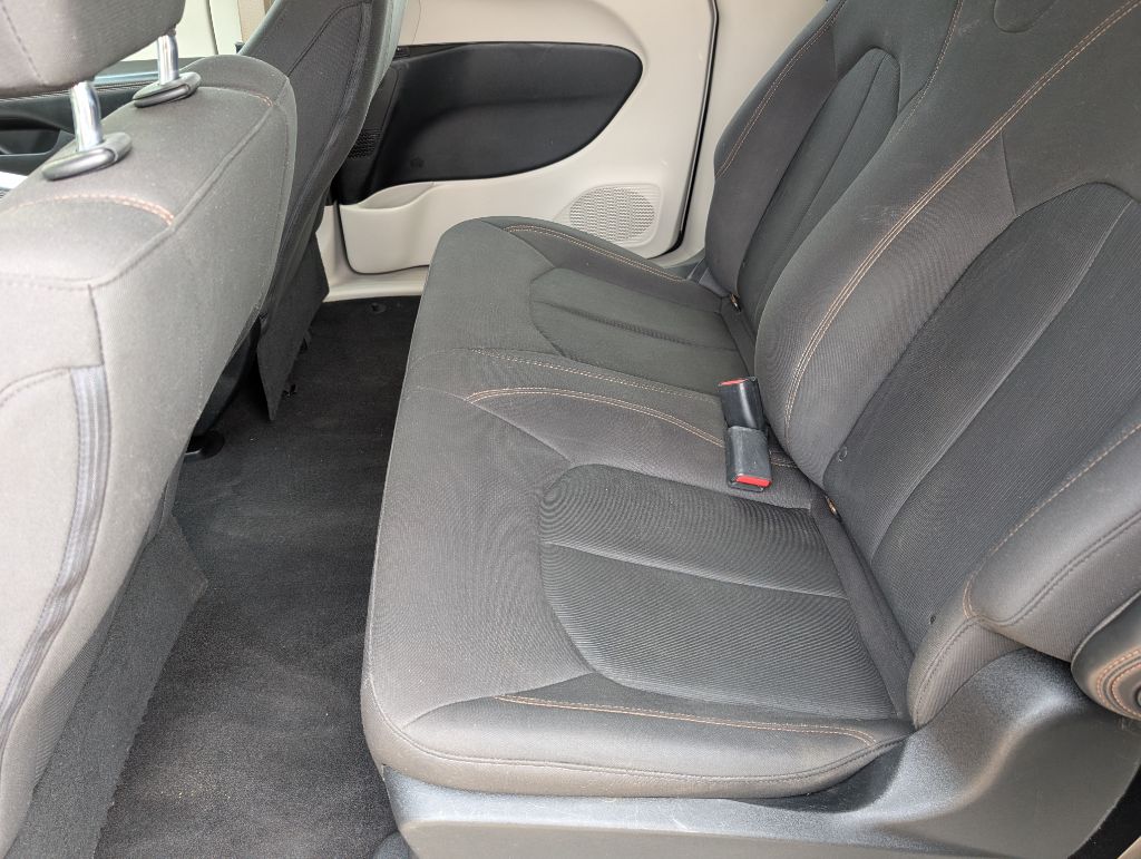 2018 Chrysler Pacifica - $12,800