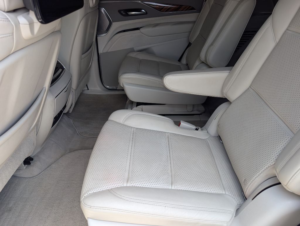 2021 Cadillac Escalade - $65,990