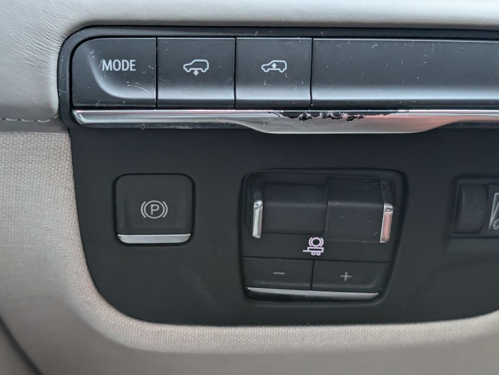 2021 Cadillac Escalade - $65,990