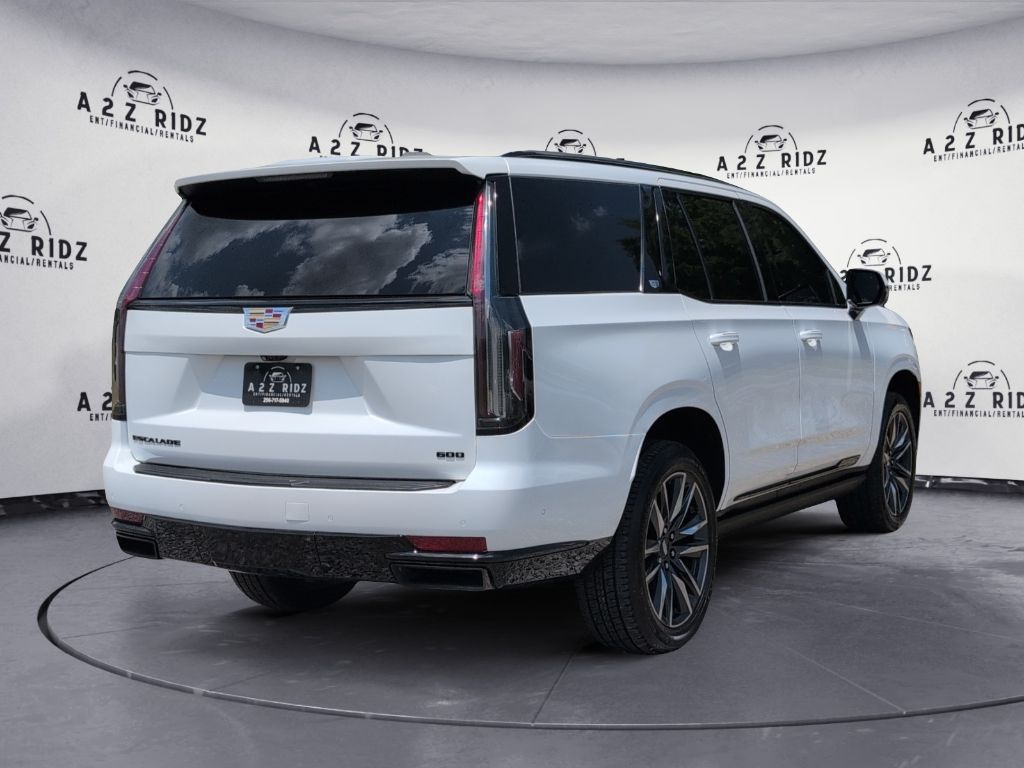 2021 Cadillac Escalade - $65,990