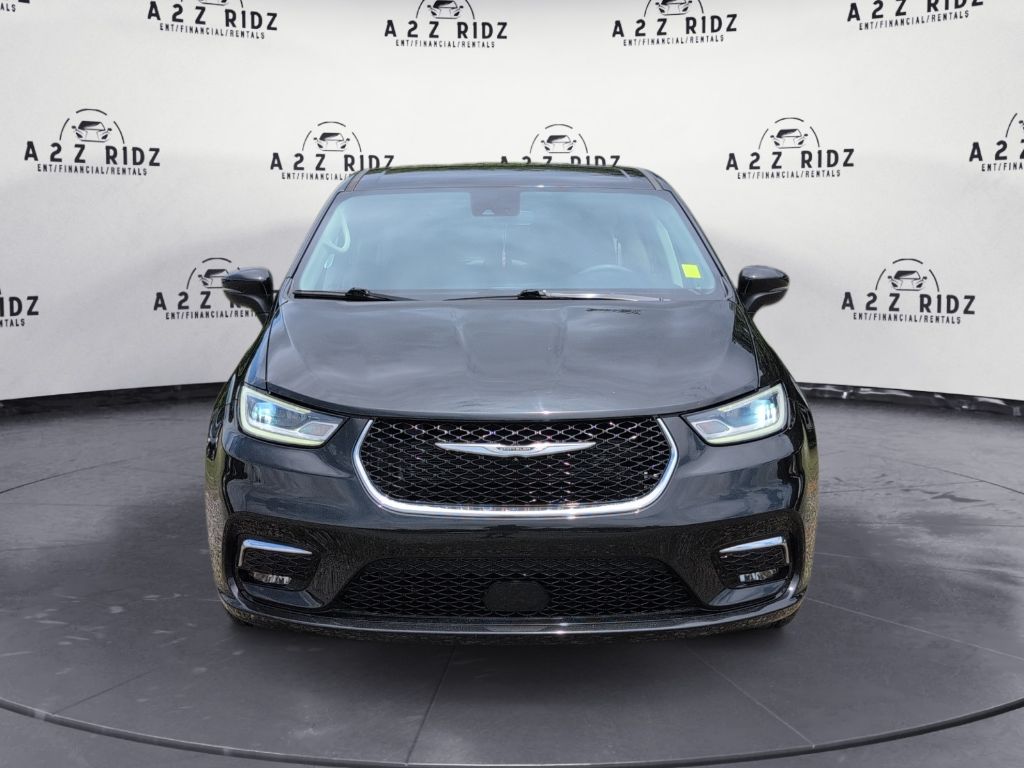 2023 Chrysler Pacifica - $25,000