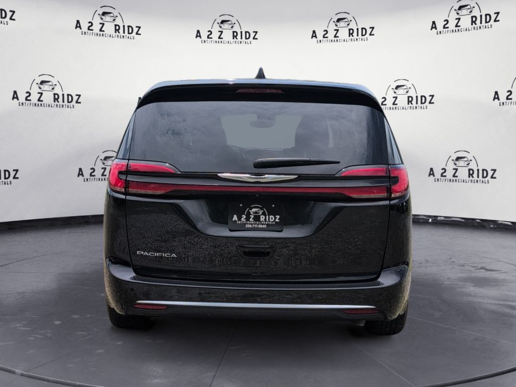 2023 Chrysler Pacifica - $25,000