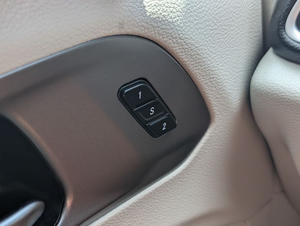 2023 Chrysler Pacifica - $25,000