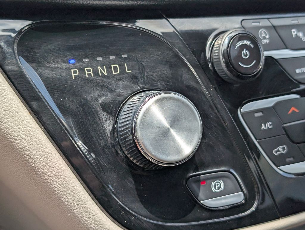 2023 Chrysler Pacifica - $25,000