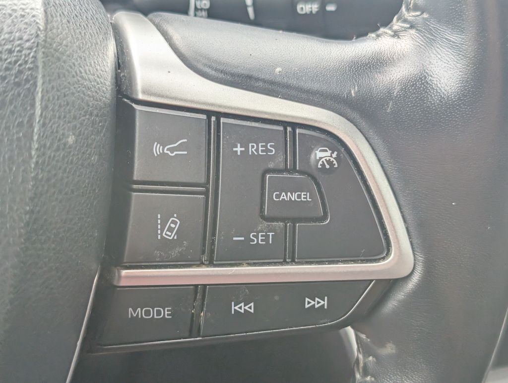 2022 Toyota Highlander - $37,500
