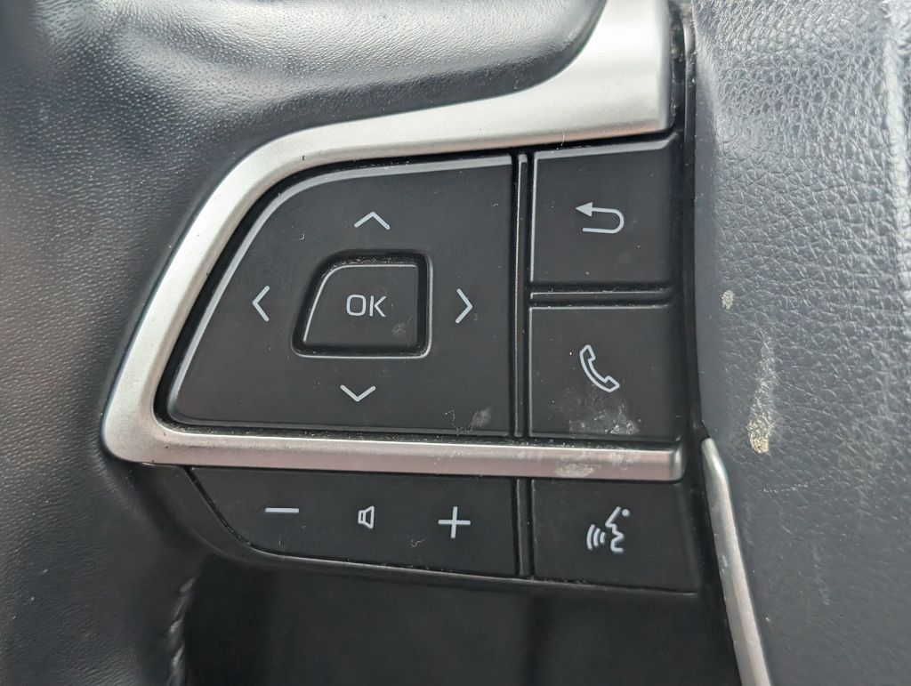 2022 Toyota Highlander - $37,500
