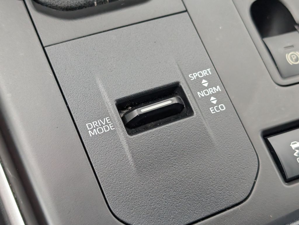 2022 Toyota Highlander - $37,500