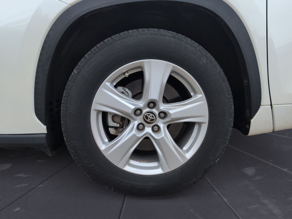 2020 Toyota Highlander - $22,000