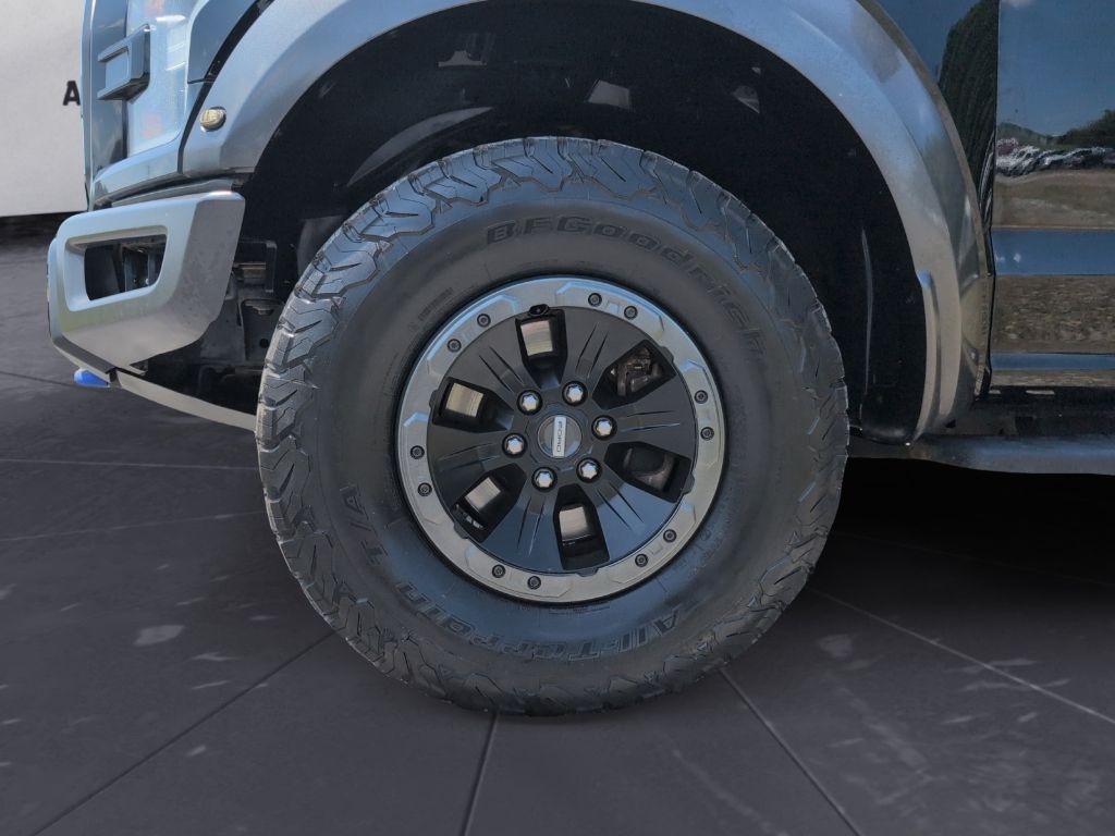2017 Ford F-150 - $30,000