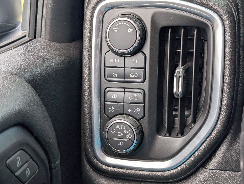 2019 Chevrolet Silverado 1500 - $30,000