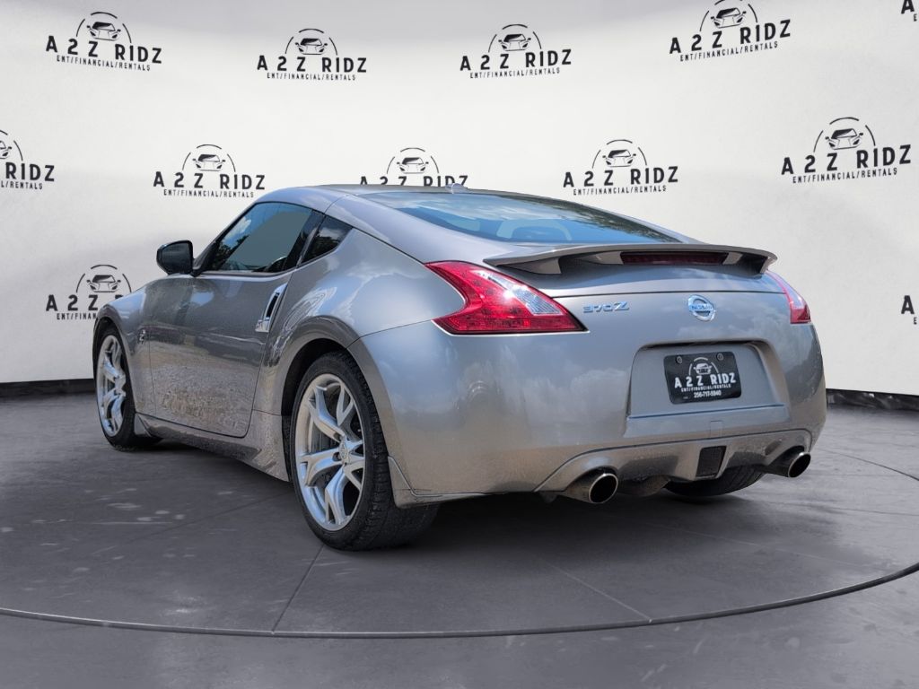 2009 Nissan 370Z - $12,800