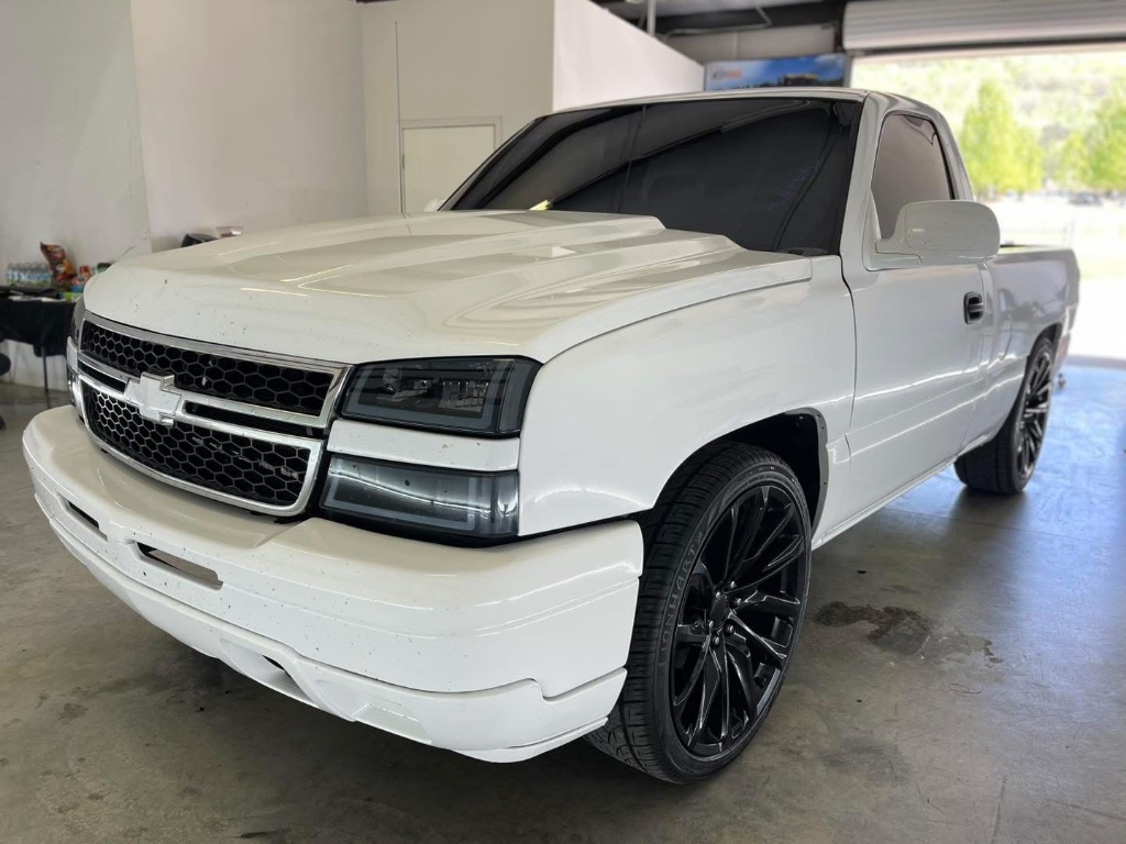 2005 Chevrolet Silverado 1500 Work Truck photo